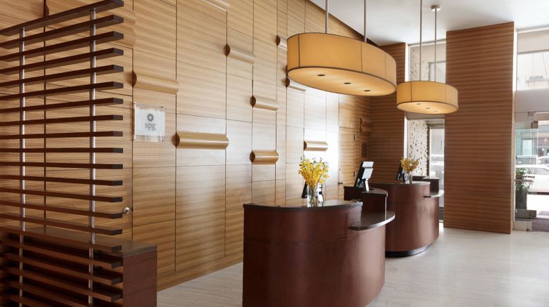 <b>Sheraton Tribeca New York Hotel Lobby</b>. Images powered by <a href="https://www.leonardoworldwide.com/" title="Leonardo Worldwide" target="_blank">Leonardo</a>.