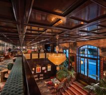 The Ivens, Autograph Collection Lobby