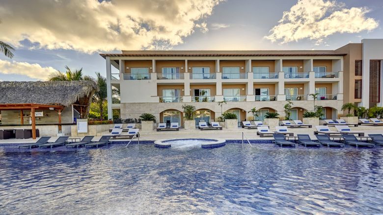<b>Hideaway at Royalton-Autograph Coll. Pool</b>. Images powered by <a href="https://www.leonardoworldwide.com/" title="Leonardo Worldwide" target="_blank">Leonardo</a>.