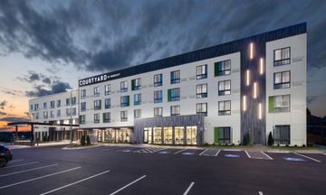 Courtyard by Marriott Russellville