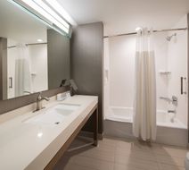 Courtyard by Marriott Russellville Room