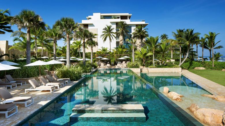 <b>Residences at Dorado Beach, Ritz-Carlton Pool</b>. Images powered by <a href="https://www.leonardoworldwide.com/" title="Leonardo Worldwide" target="_blank">Leonardo</a>.