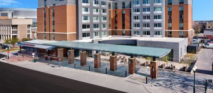 Courtyard by Marriott Lincoln Downtown Exterior