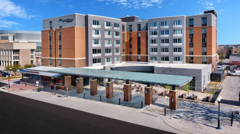 <b>Courtyard by Marriott Lincoln Downtown Exterior</b>. Images powered by <a href="https://www.leonardoworldwide.com/" title="Leonardo Worldwide" target="_blank">Leonardo</a>.