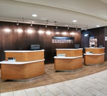 Courtyard by Marriott Lincoln Downtown Lobby