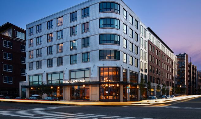 AC Hotel By Marriott Portland Downtown Exterior