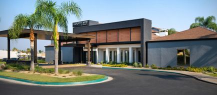 Courtyard by Marriott Fresno Exterior