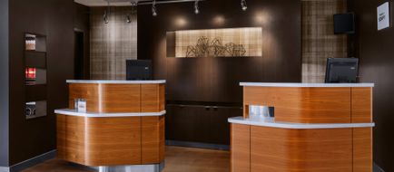 Courtyard by Marriott Fishkill Lobby