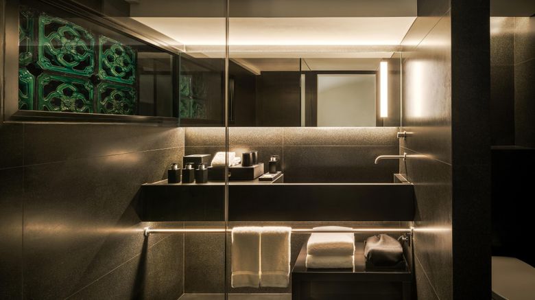<b>Duxton Reserve Singapore Room</b>. Images powered by <a href="https://www.leonardoworldwide.com/" title="Leonardo Worldwide" target="_blank">Leonardo</a>.