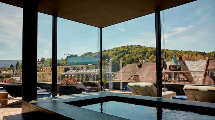 Roomers Hotel, an Autograph Collection Pool