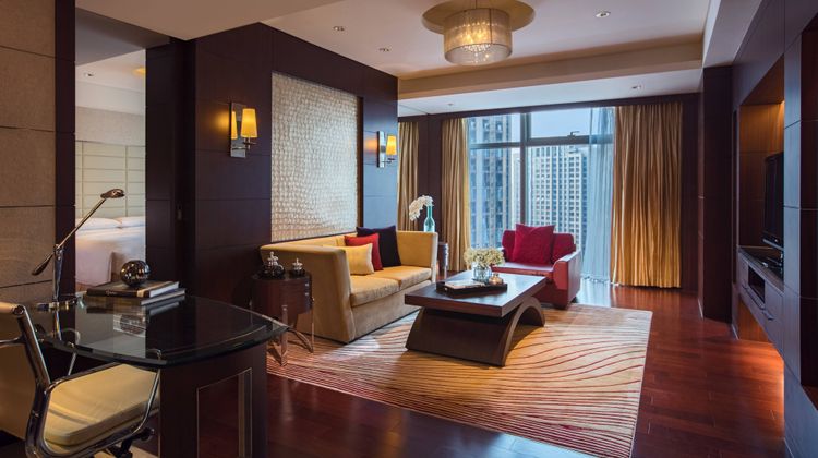 Renaissance Shanghai Putuo Hotel Suite