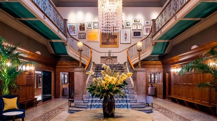 The Dixon, Tower Bridge, Autograph Coll Lobby