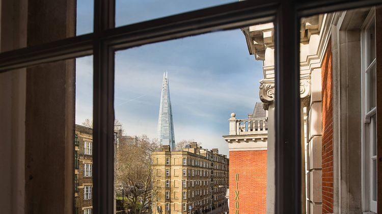 The Dixon, Tower Bridge, Autograph Coll Suite