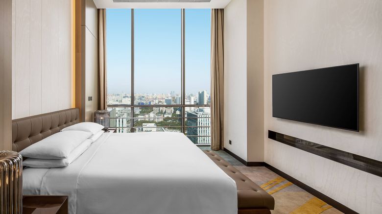 <b>Renaissance Shanghai Caohejing Hotel Suite</b>. Images powered by <a href="https://www.leonardoworldwide.com/" title="Leonardo Worldwide" target="_blank">Leonardo</a>.