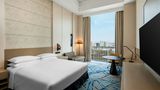 Renaissance Shanghai Caohejing Hotel Suite