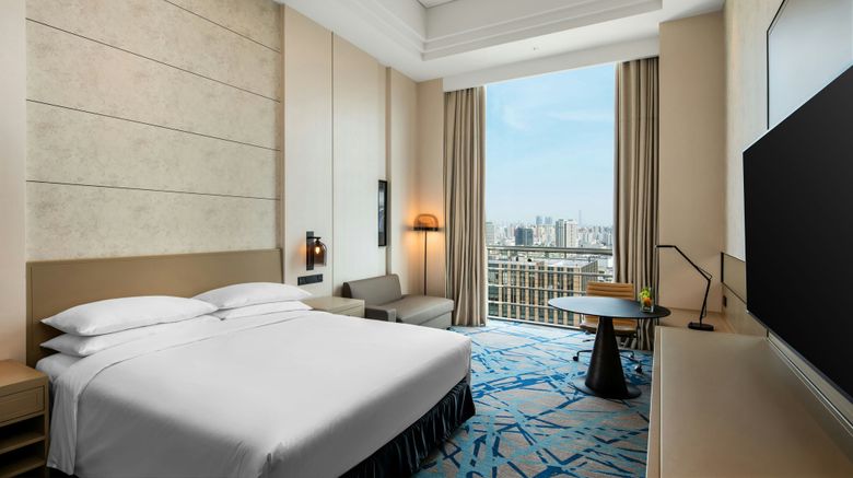 <b>Renaissance Shanghai Caohejing Hotel Suite</b>. Images powered by <a href="https://www.leonardoworldwide.com/" title="Leonardo Worldwide" target="_blank">Leonardo</a>.