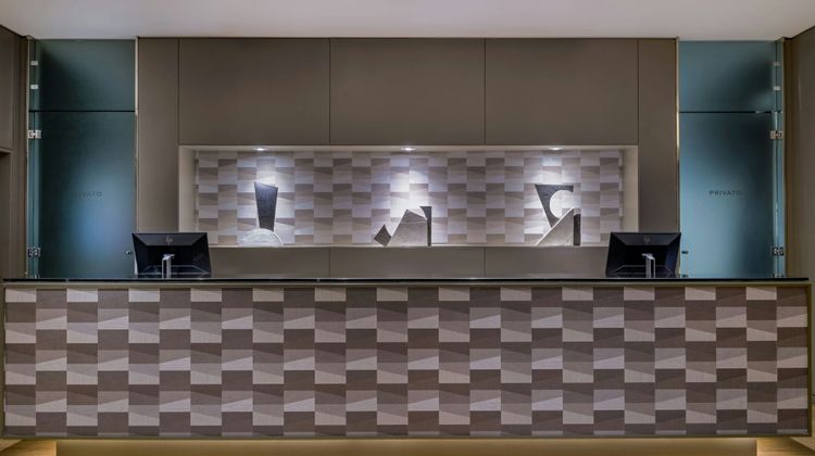 AC Hotel Pisa Lobby