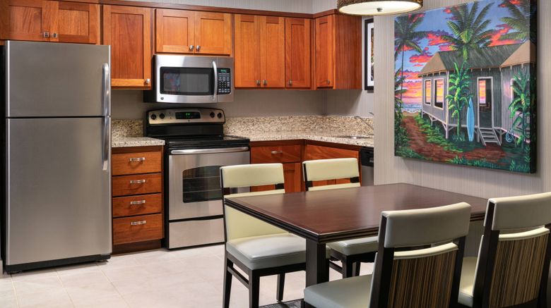 <b>Courtyard Maui Kahului Airport Room</b>. Images powered by <a href="https://www.leonardoworldwide.com/" title="Leonardo Worldwide" target="_blank">Leonardo</a>.