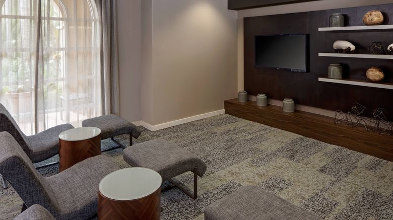 <b>Courtyard Fort Lauderdale North/Cypress Lobby</b>. Images powered by <a href="https://www.leonardoworldwide.com/" title="Leonardo Worldwide" target="_blank">Leonardo</a>.