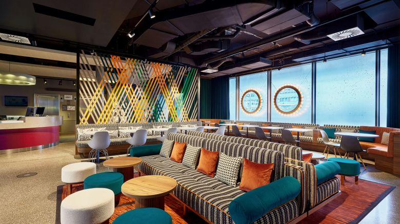 <b>Aloft Munich Lobby</b>. Images powered by <a href="https://www.leonardoworldwide.com/" title="Leonardo Worldwide" target="_blank">Leonardo</a>.