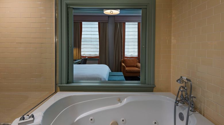 <b>Hotel Icon Autograph Collection Room</b>. Images powered by <a href="https://www.leonardoworldwide.com/" title="Leonardo Worldwide" target="_blank">Leonardo</a>.