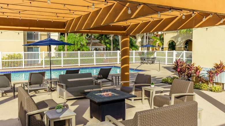 <b>Courtyard Fort Lauderdale North/Cypress Pool</b>. Images powered by <a href="https://www.leonardoworldwide.com/" title="Leonardo Worldwide" target="_blank">Leonardo</a>.