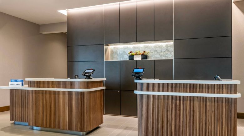 <b>Courtyard Fort Lauderdale Downtown Lobby</b>. Images powered by <a href="https://www.leonardoworldwide.com/" title="Leonardo Worldwide" target="_blank">Leonardo</a>.