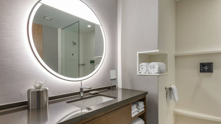Courtyard Fort Lauderdale Downtown Room