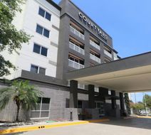 Courtyard by Marriott Monterrey Airport Lobby