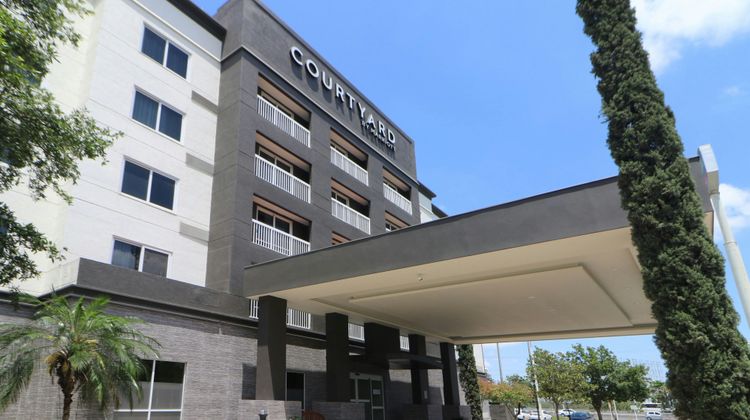 Courtyard by Marriott Monterrey Airport Lobby