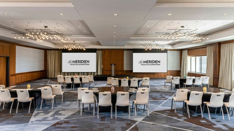 Le Meridien Houston Downtown Meeting