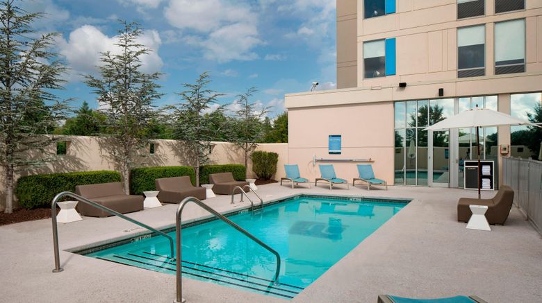 <b>aloft Rogers-Bentonville Pool</b>. Images powered by <a href="https://www.leonardoworldwide.com/" title="Leonardo Worldwide" target="_blank">Leonardo</a>.