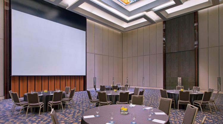 Sheraton Grand Jakarta Gandaria City Meeting