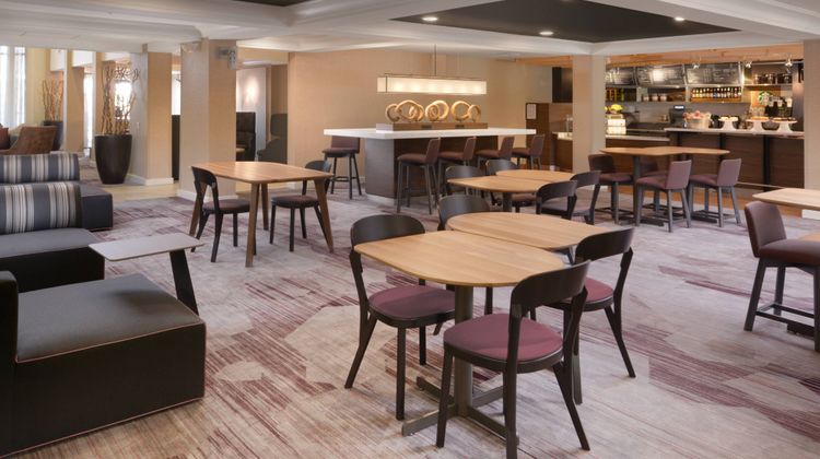 Courtyard by Marriott Houston Northwest Lobby