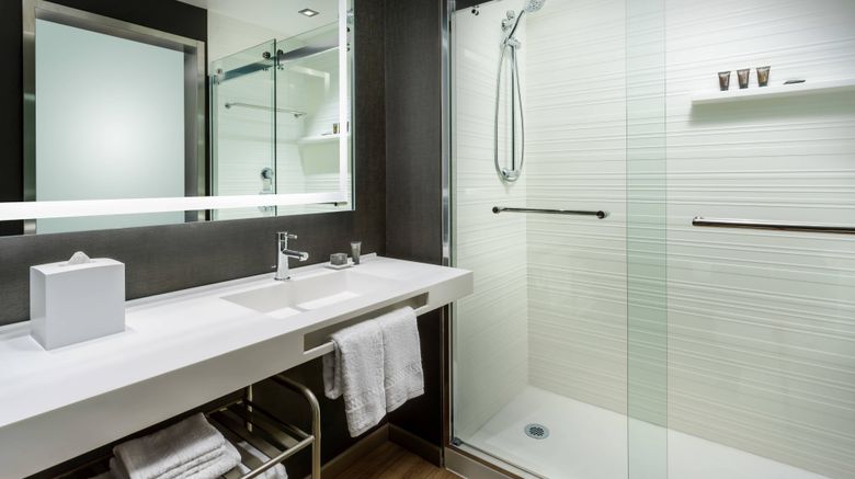 <b>AC Hotel San Francisco Arpt/Oyster Point Room</b>. Images powered by <a href="https://www.leonardoworldwide.com/" title="Leonardo Worldwide" target="_blank">Leonardo</a>.