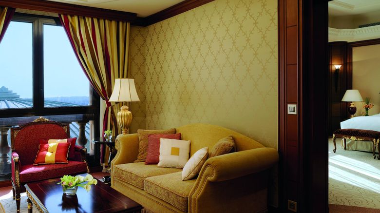 <b>The Ritz-Carlton, Riyadh Suite</b>. Images powered by <a href="https://www.leonardoworldwide.com/" title="Leonardo Worldwide" target="_blank">Leonardo</a>.