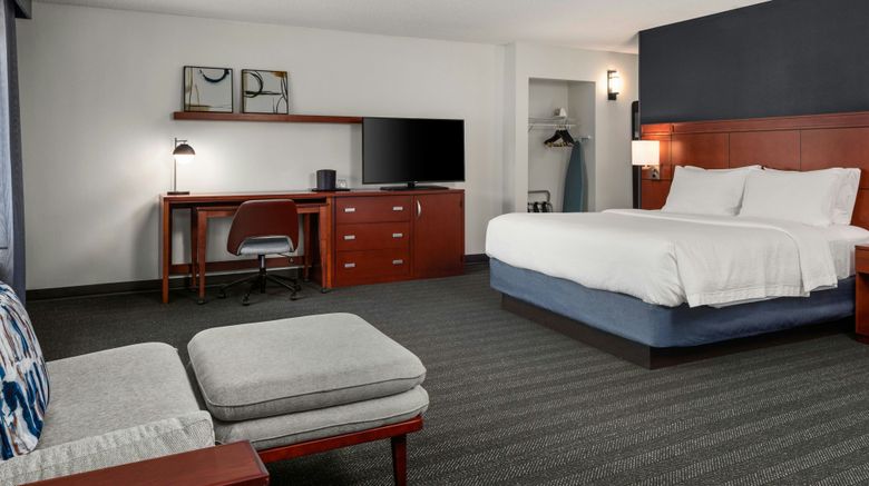<b>Courtyard La Crosse Downtown/Riverfront Suite</b>. Images powered by <a href="https://www.leonardoworldwide.com/" title="Leonardo Worldwide" target="_blank">Leonardo</a>.