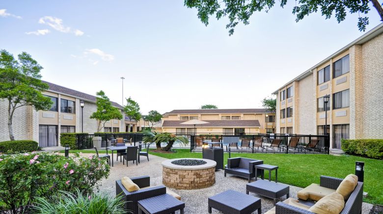 <b>Courtyard by Marriott Houston I-10 West Exterior</b>. Images powered by <a href="https://www.leonardoworldwide.com/" title="Leonardo Worldwide" target="_blank">Leonardo</a>.