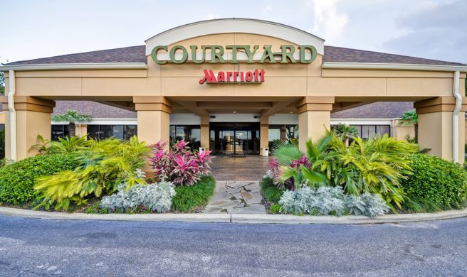 Courtyard by Marriott Houston I-10 West Exterior