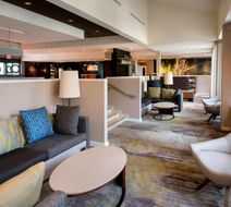 Courtyard by Marriott Norwalk Lobby