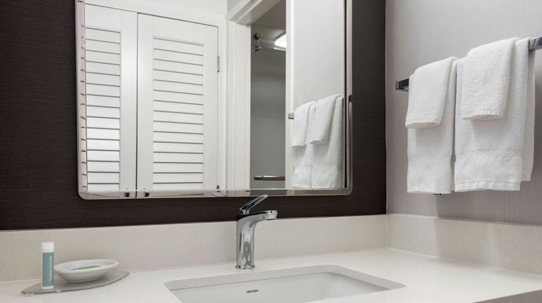 <b>Courtyard by Marriott Rye Room</b>. Images powered by <a href="https://www.leonardoworldwide.com/" title="Leonardo Worldwide" target="_blank">Leonardo</a>.