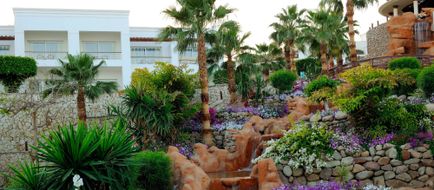 Renaissance Golden View Beach Resort Exterior