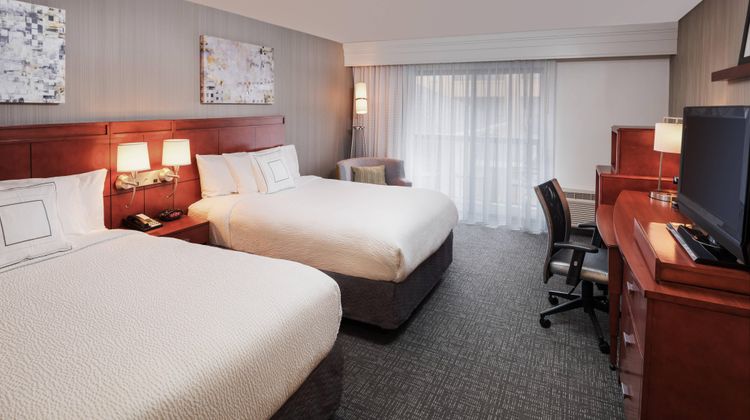 Courtyard New Haven Orange/Milford Room