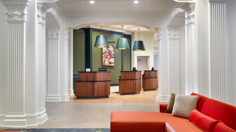 <b>Courtyard French Quarter/Iberville Lobby</b>. Images powered by <a href="https://www.leonardoworldwide.com/" title="Leonardo Worldwide" target="_blank">Leonardo</a>.