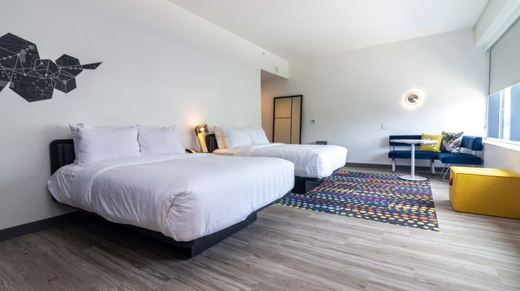 Aloft St. Louis Cortex Room