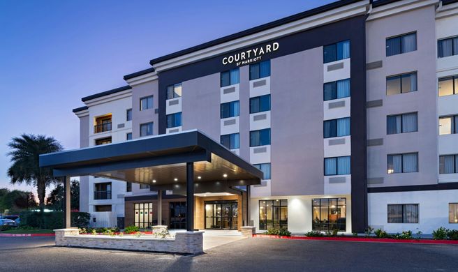 Courtyard Laredo Marriott Exterior