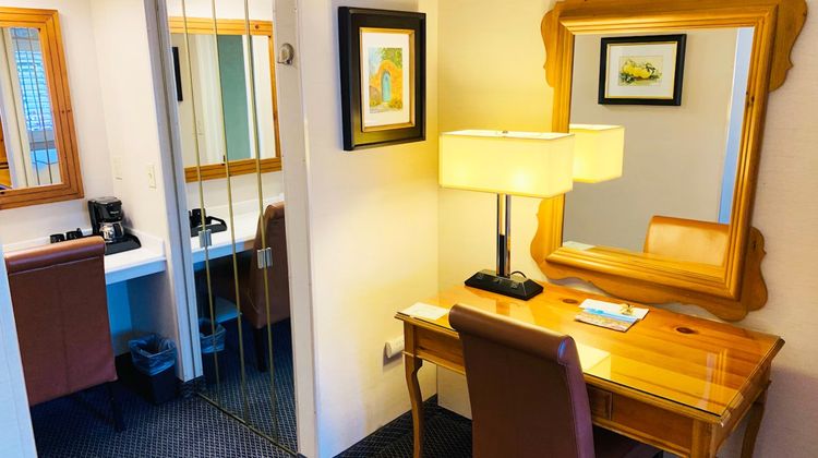 The Franciscan Inn Room