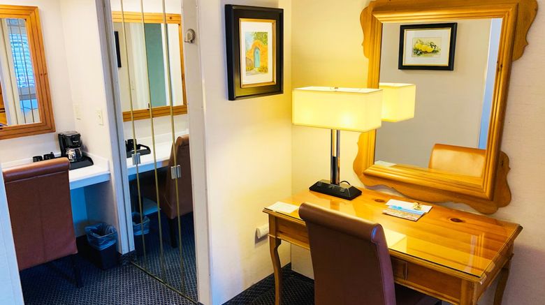<b>The Franciscan Inn Room</b>. Images powered by <a href="https://www.leonardoworldwide.com/" title="Leonardo Worldwide" target="_blank">Leonardo</a>.