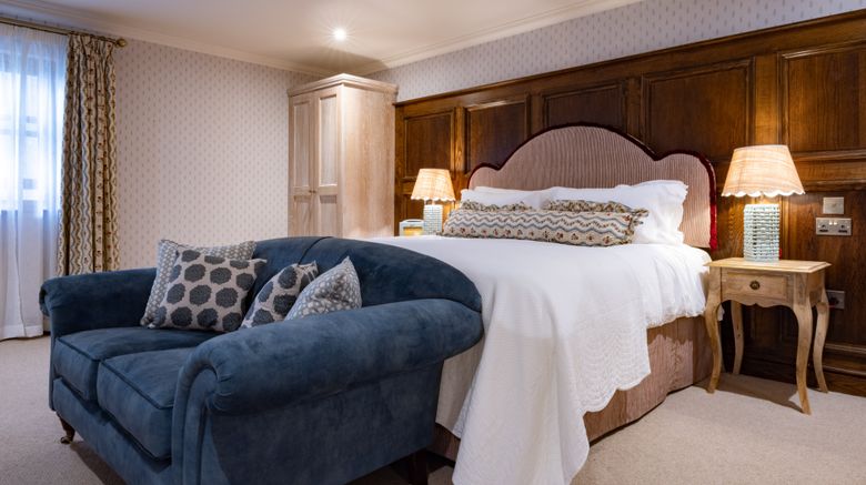 <b>White Hart Hotel Suite</b>. Images powered by <a href="https://www.leonardoworldwide.com/" title="Leonardo Worldwide" target="_blank">Leonardo</a>.