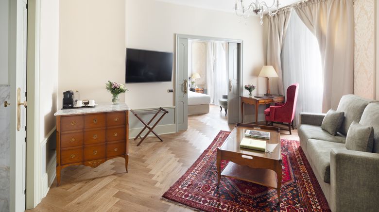 <b>El Palace Barcelona Suite</b>. Images powered by <a href=https://www.travelagewest.com/Hotels/Barcelona/